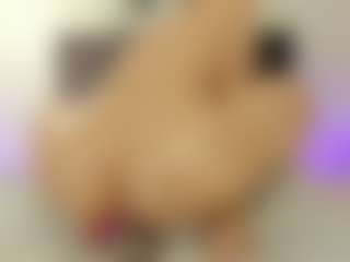 helen-moorex's Live Sex Cam Show