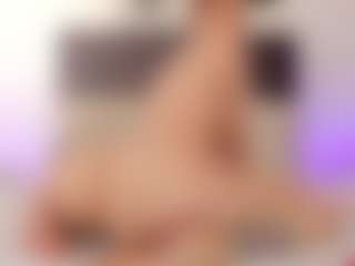 helen-moorex's Live Sex Cam Show