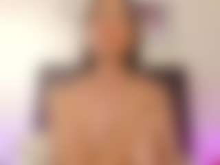helen-moorex's Live Sex Cam Show
