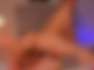helen-moorex's Live Sex Cam Show