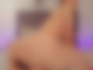 Live cam show with helen-moorex - Red Hair Squirt on Camsoda