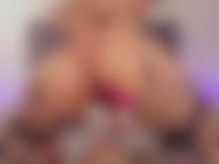 helen-moorex's Live Sex Cam Show