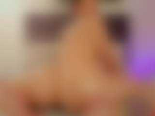 helen-moorex's Live Sex Cam Show