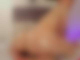 Live cam show with helen-moorex - Hairy Pussy Latina on Camsoda | colombia