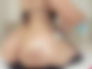 helen-moorex's Live Sex Cam Show