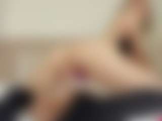 helen-moorex's Live Sex Cam Show