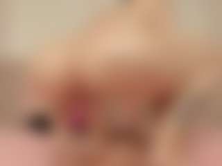 helen-moorex's Live Sex Cam Show