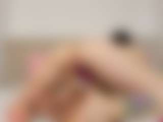 Live cam show with helen-moorex - Bikini on slutload