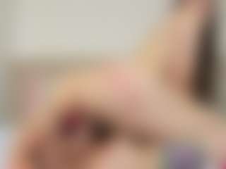 Live cam show with helen-moorex - Petite MILF on xxxlivecams.org