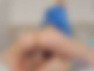 Live cam show with helen-moorex - Cum on CamwithHer