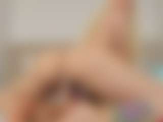 Live cam show with helen-moorex - Bedroom Red Hair on xxxlivecams.org