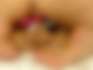 helen-moorex's Live Sex Cam Show