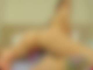 Live cam show with helen-moorex - Anal MILF on Gym Cam Girls