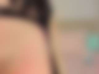 Live cam show with helen-moorex - Petite MILF on Mixed Magazine Live