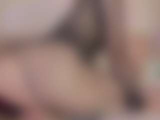 Live cam show with helen-moorex - Shaved Pussy Mature on Uber Horny