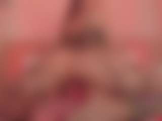 Live cam show with helen-moorex - Nipple Piercings on SmokeAndPoke