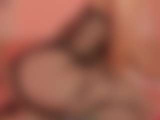 Live cam show with helen-moorex - Camel Toe on iamadamtest123.com