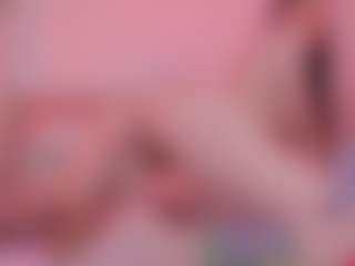 Live cam show with helen-moorex - Green Eyes on Camsoda