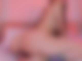 Live cam show with helen-moorex - Athletic Blowjob on AdultVida.com