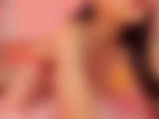 Live cam show with helen-moorex - Athletic Asshole on Camiplay Live