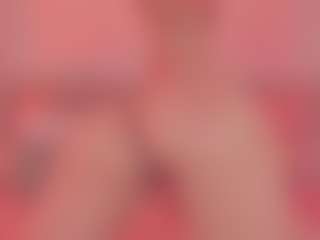Live cam show with helen-moorex - Petite MILF on xxxlivecams.org
