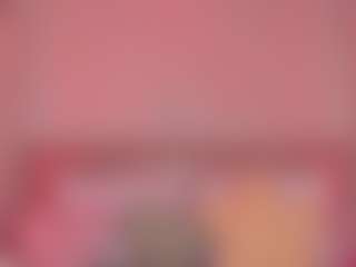 Live cam show with helen-moorex - Green Eyes on livesuperchat.net