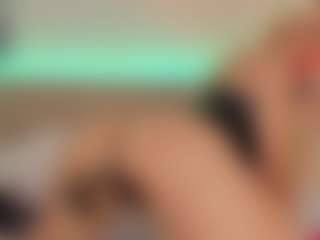 helen-moorex's Live Sex Cam Show
