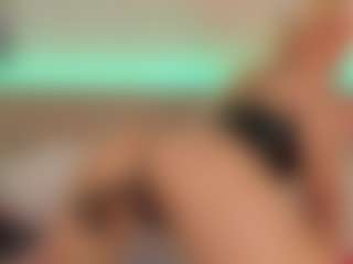 helen-moorex's Live Sex Cam Show