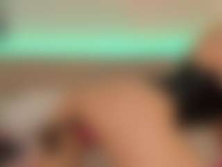 helen-moorex's Live Sex Cam Show