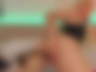 helen-moorex's Live Sex Cam Show