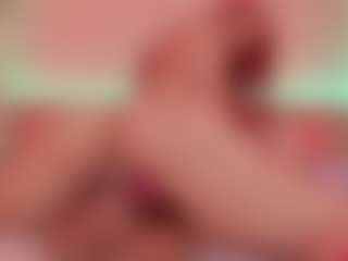 helen-moorex MILF webcam performer live streaming
