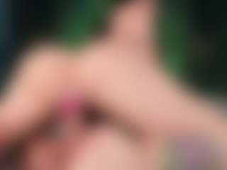 helen-moorex's Live Sex Cam Show