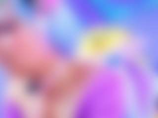 Live cam show with MARCELINE - Shaved Pussy on Instabang