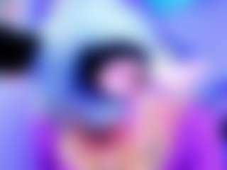 Live cam show with MARCELINE - Gamer Mature on milfzrlive.com