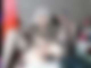 Live cam show with NataliNylon - Moaning on livesexfox.com