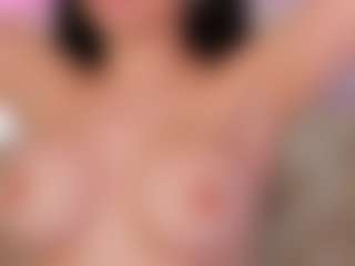 AnaisBloom's Live Sex Cam Show