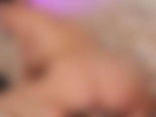 AnaisBloom's Live Sex Cam Show