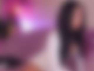 Live cam show with AnaisBloom - Fingering on Camsoda