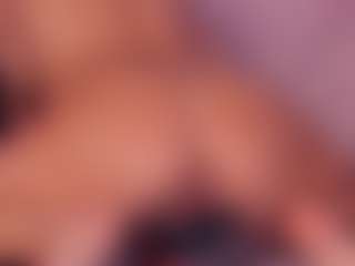 AnaisBloom's Live Sex Cam Show