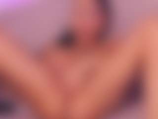 AnaisBloom's Live Sex Cam Show