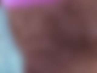 Live cam show with AnaisBloom - Fingering on Uber Horny