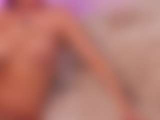 Live cam show with AnaisBloom - Vr on Camsoda