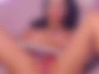 AnaisBloom's Live Sex Cam Show