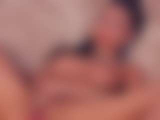 AnaisBloom's Live Sex Cam Show