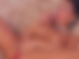 Live cam show with AnaisBloom - Skinny on Camsoda