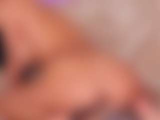 AnaisBloom's Live Sex Cam Show