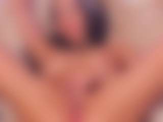 AnaisBloom's Live Sex Cam Show