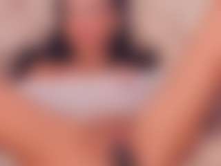 Live cam show with AnaisBloom - Big Tits on TeamSkeetLive