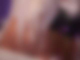 Live cam show with AnaisBloom - Solo on Camsoda
