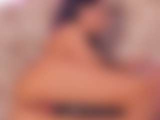 Live cam show with AnaisBloom - Petite on madthumbs